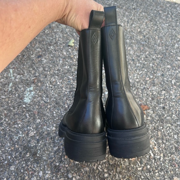 ba&sh CODA Leather Chelsea Boots - Picture 5 of 10